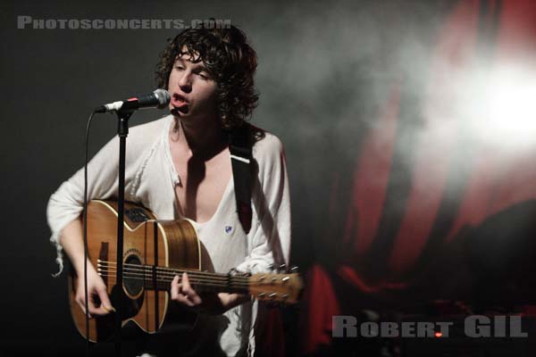 THE KOOKS - 2006-11-10 - PARIS - La Cigale - 